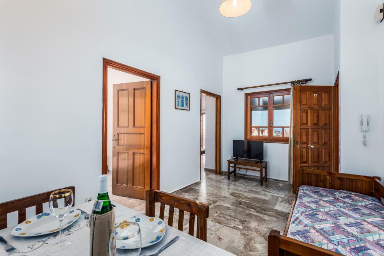 Areti Apartments Poros  Exterior foto