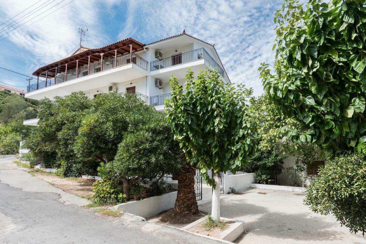 Areti Apartments Poros  Exterior foto