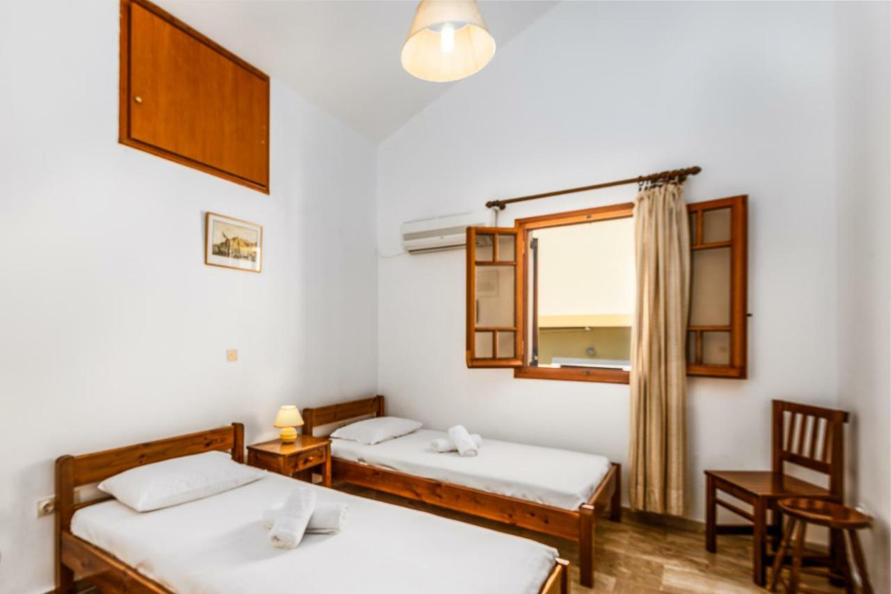 Areti Apartments Poros  Exterior foto
